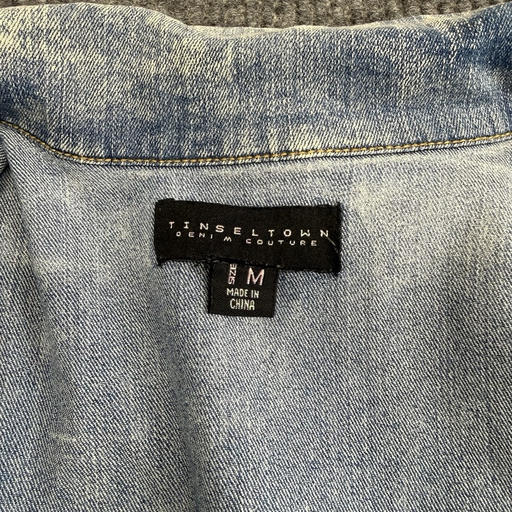 Tinseltown Denim Couture Acid Wash Trucker Jean Jacket Womens Medium Blue Cotton - Picture 11 of 13